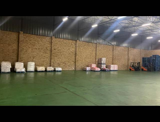 1,200M² WAREHOUSE TO LET IN PRETORIA WEST